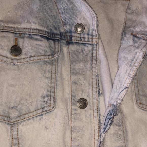 Cropped distressed vintage Jean vest - Picture 2 of 6
